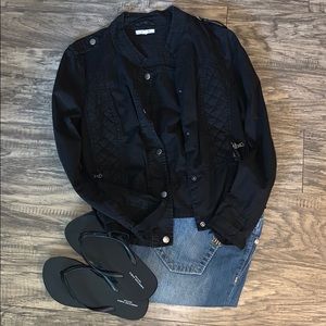 Maurice’s black jacket ♥️